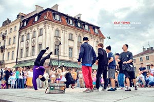 谢菲联主帅展望未来比赛，寻找突破口